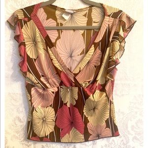 Vintage Rave neutral floral v neck top